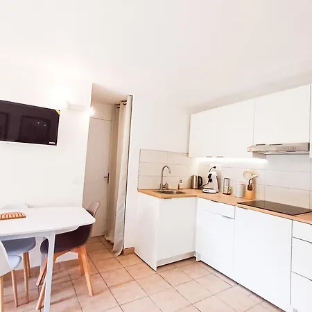2 Piece, Clim & Terrasse Entre Et Apartman